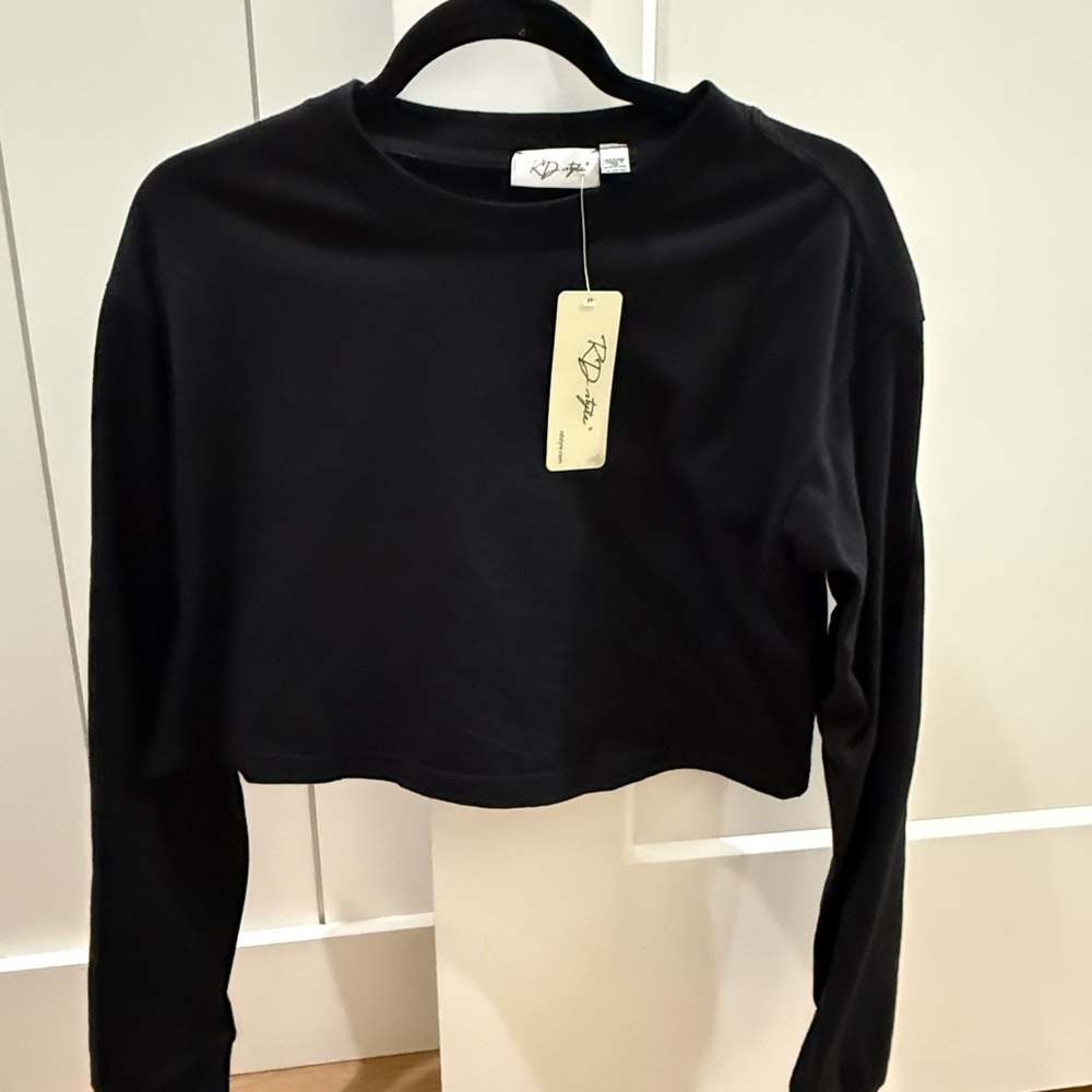 RD Style Black Long Sleeve Crop Top